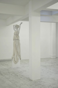 Under construction (solo show), Galerie Magda Danysz, Paris (FR), 2008 - © Guillaume Linard-Osorio