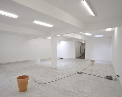 Under construction (solo show), Galerie Magda Danysz, Paris (FR), 2008 - © Guillaume Linard-Osorio