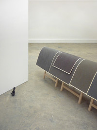 Outre Forêt #2, Le 6B, Saint-Denis (FR), Commissariat Mathieu Buard et Joël Riff, 2011 - © Guillaume Linard-Osorio